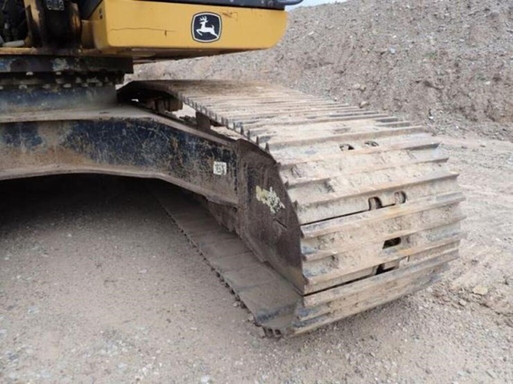2012-deere-350g-lc-image-22