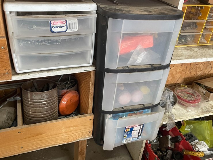#9225-•-shelf-contents-of-left-side-image-17