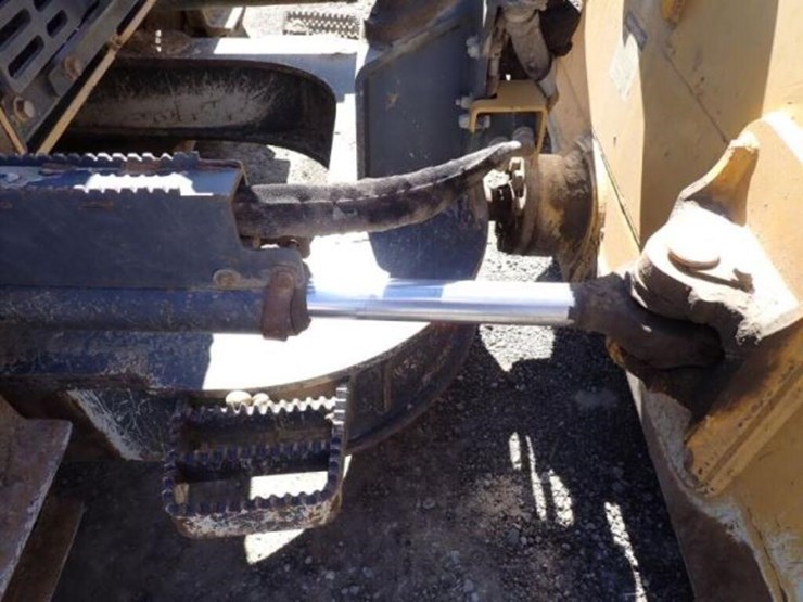 2016-deere-650k-xlt-image-35