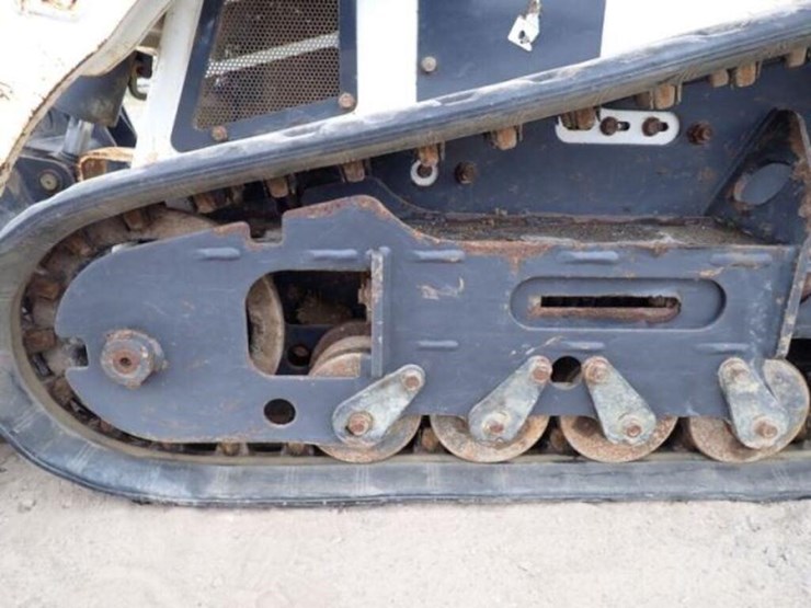 2014-bobcat-mt55-image-25