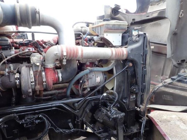 2012-kenworth-t800-image-33