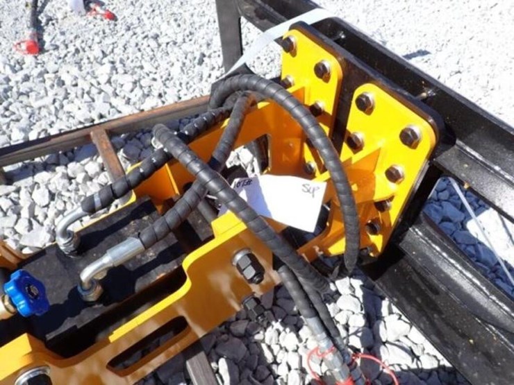 unused-2026-captok-skid-steer-breaker-image-8