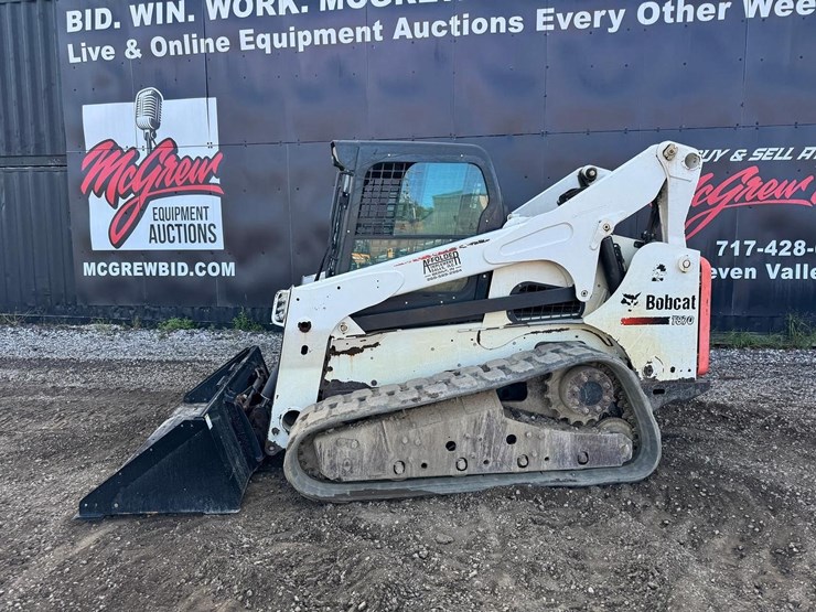 bobcat-t870-image-3