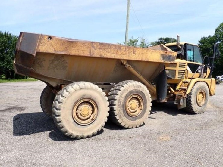 2009-caterpillar-725-image-5