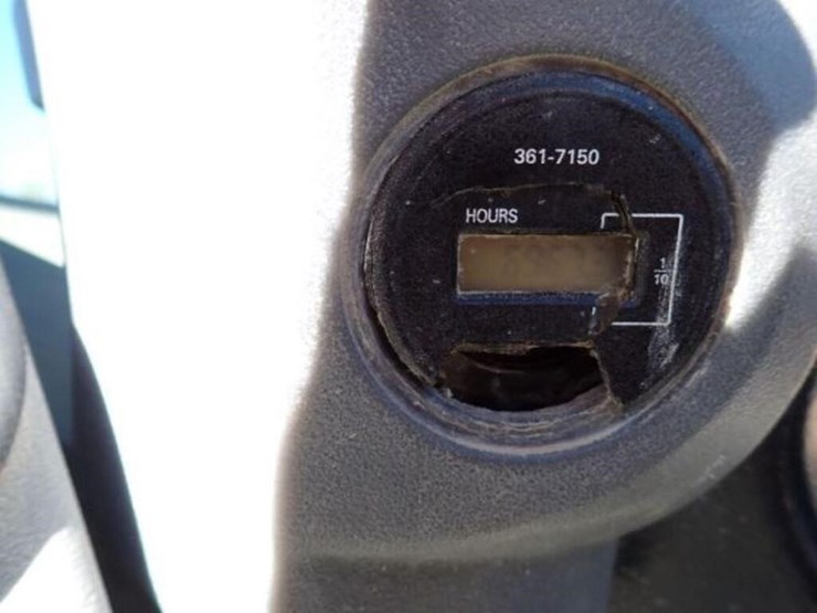 2011-caterpillar-cs44-image-10