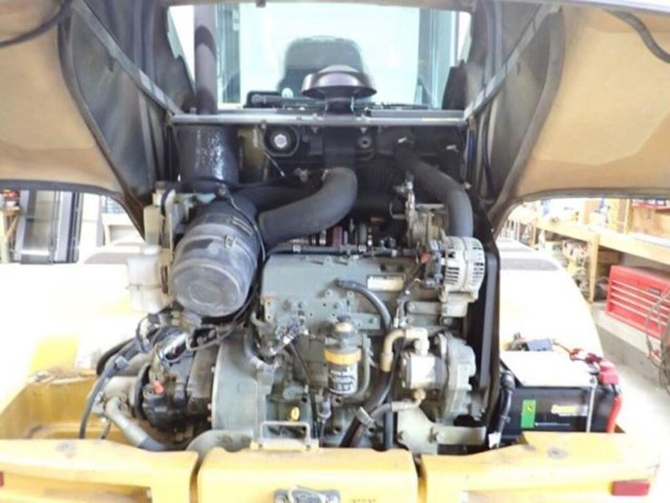 2011-deere-304j-image-15