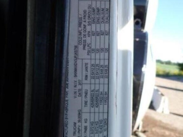 2018-western-star-4700sb-image-8