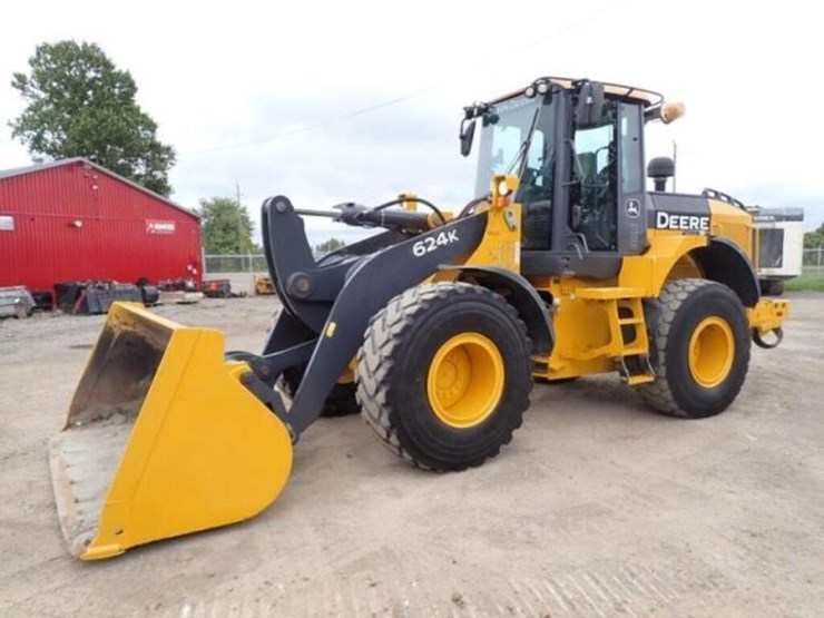2014-deere-624k-image-1