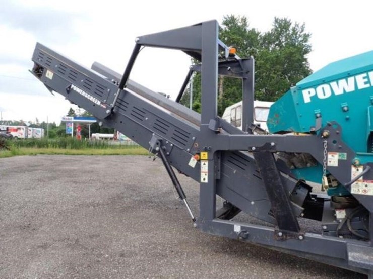 2023-powerscreen-titan-1800-image-45
