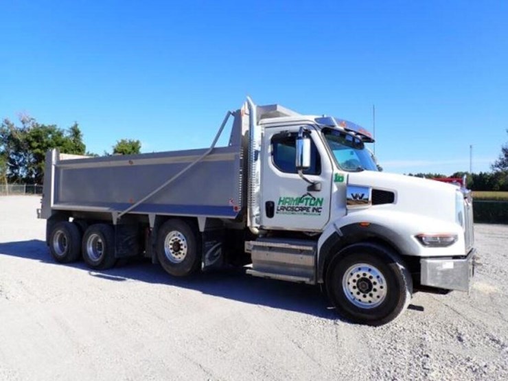 2024-western-star-49x-image-3