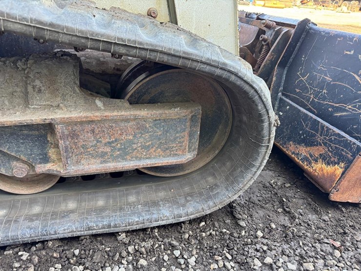 bobcat-t740-image-16
