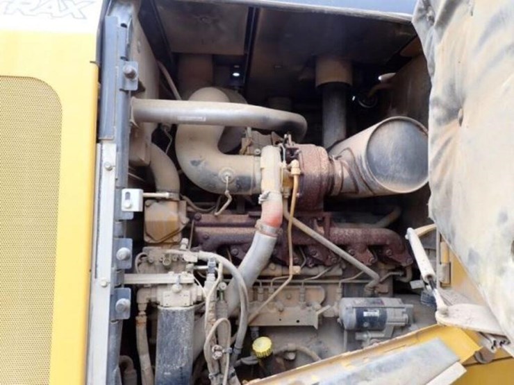 2018-deere-624k-image-56