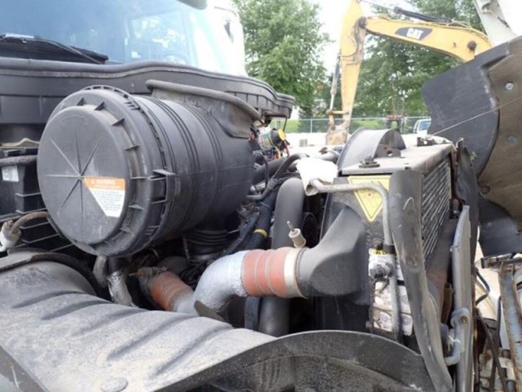 2009-international-durastar-4400-image-28