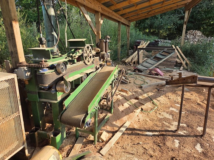 #134-•-2023-double-head-circular-resaw-w/-return-image-9
