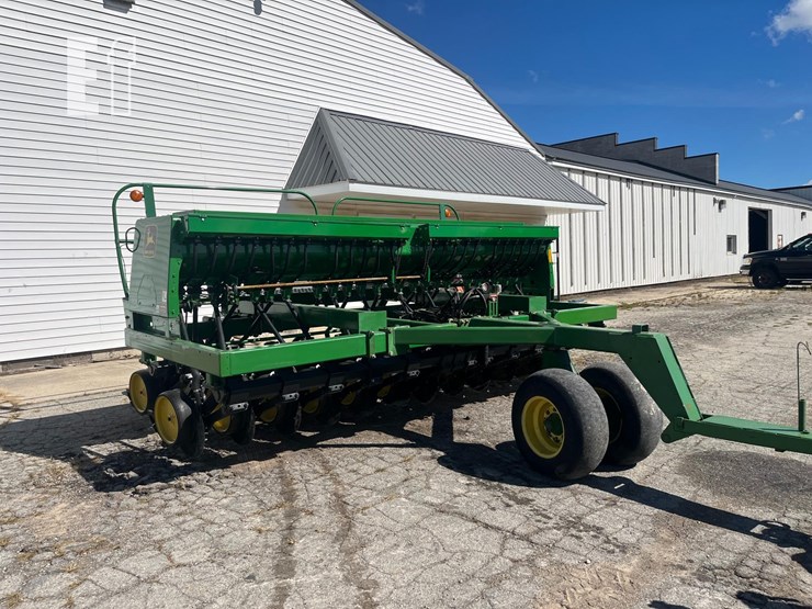 1996-john-deere-750-image-2