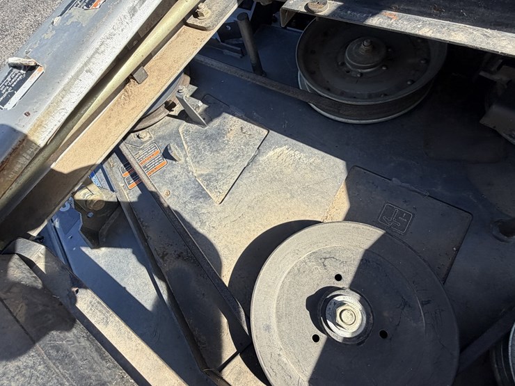 2022-altoz-trx766i-zero-turn-mower-66"-deck-image-34