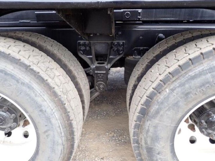 2016-kenworth-t880-image-62