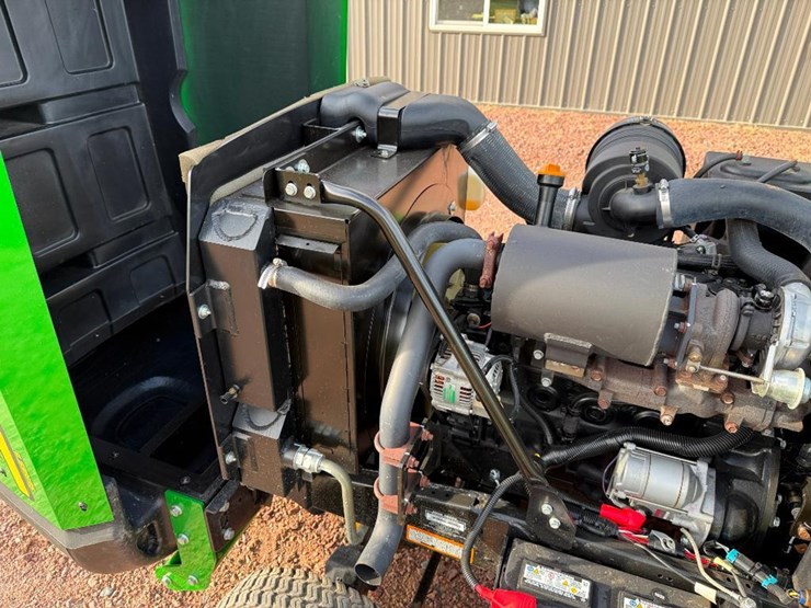 2016-john-deere-1600-turbo-image-30