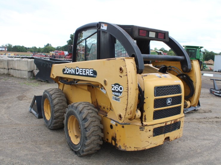 john-deere-260-image-10