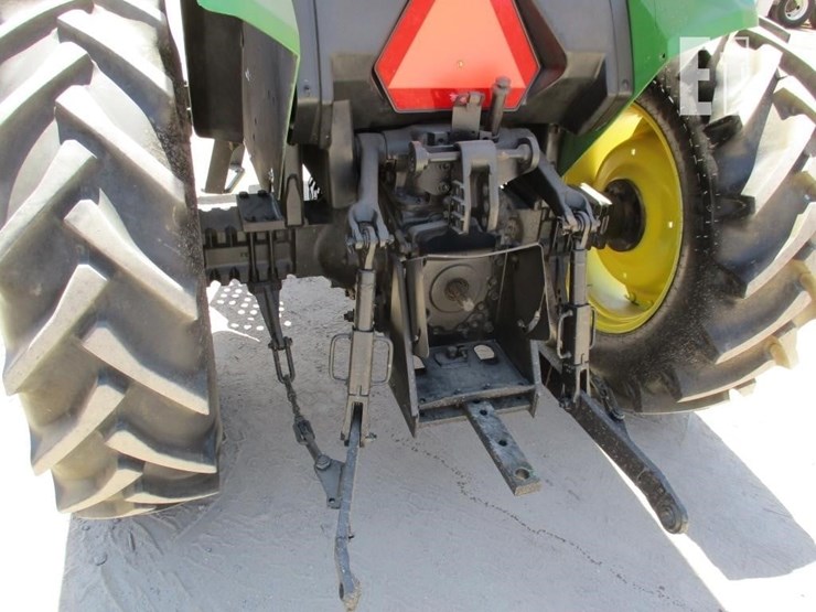 1995-john-deere-5200-image-12