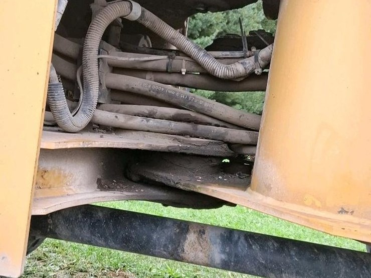 2002-caterpillar-906-image-32