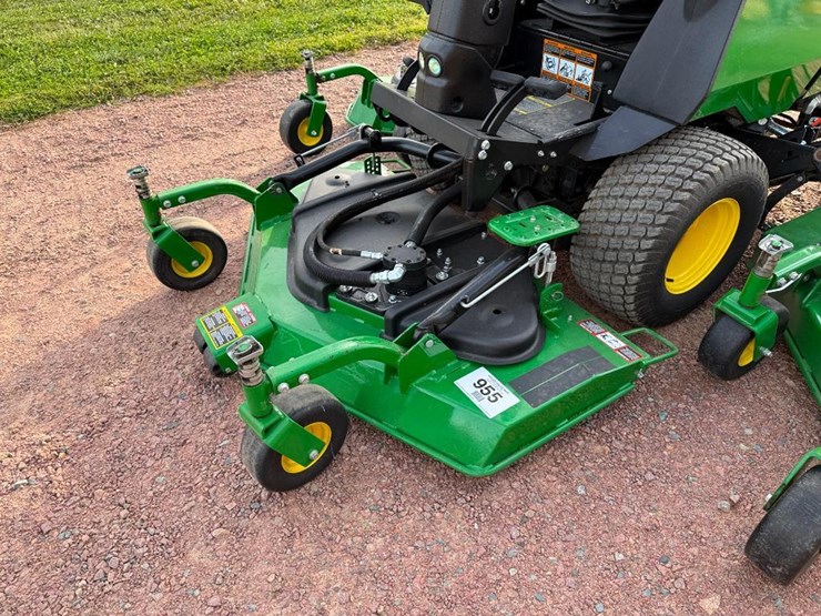2016-john-deere-1600-turbo-image-12