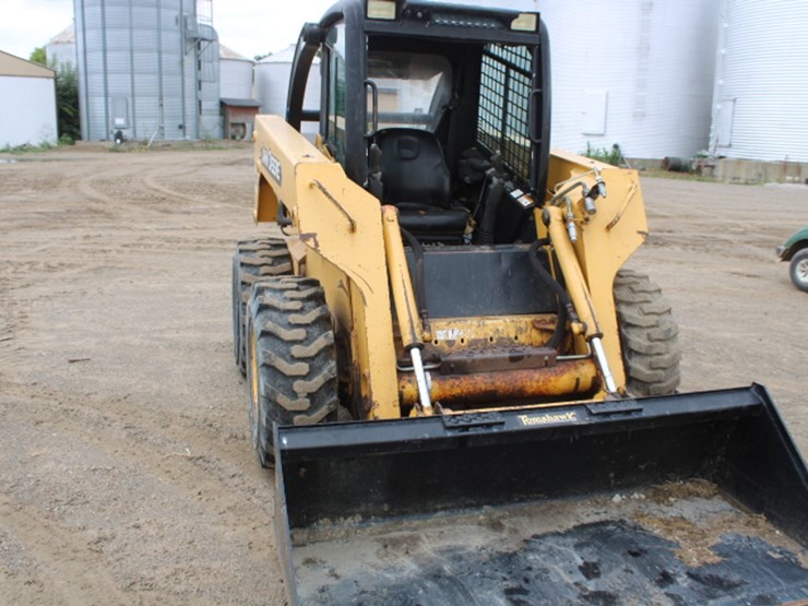 john-deere-260-image-17