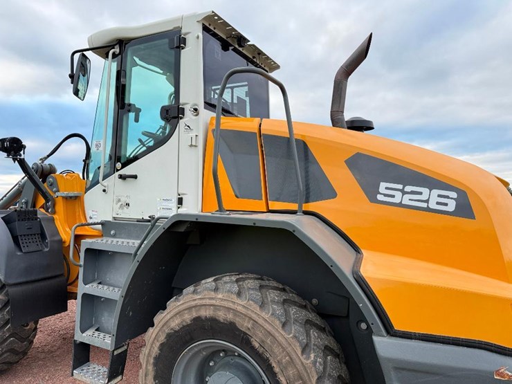 2022-liebherr-l526-image-17