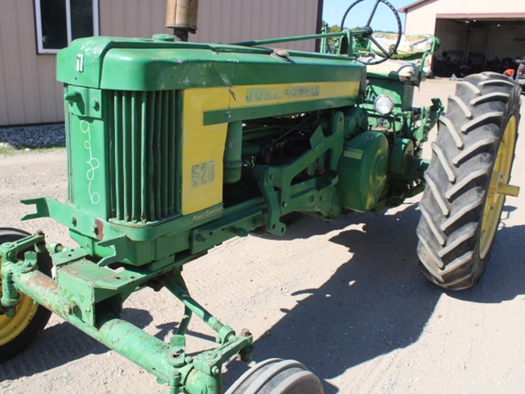 john-deere-520-image-15