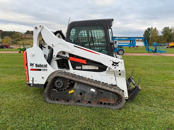 bobcat-t590-image-3