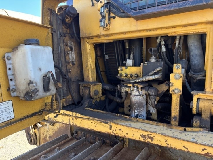 1998-deere-850c-image-21
