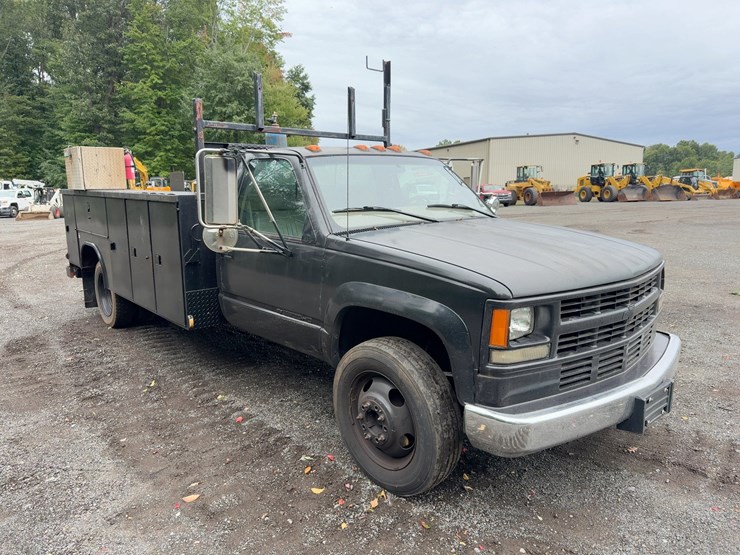 2000-chevrolet-3500hd-image-7