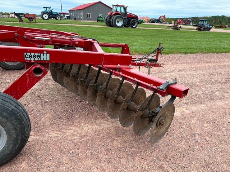 case-ih-3800-image-26