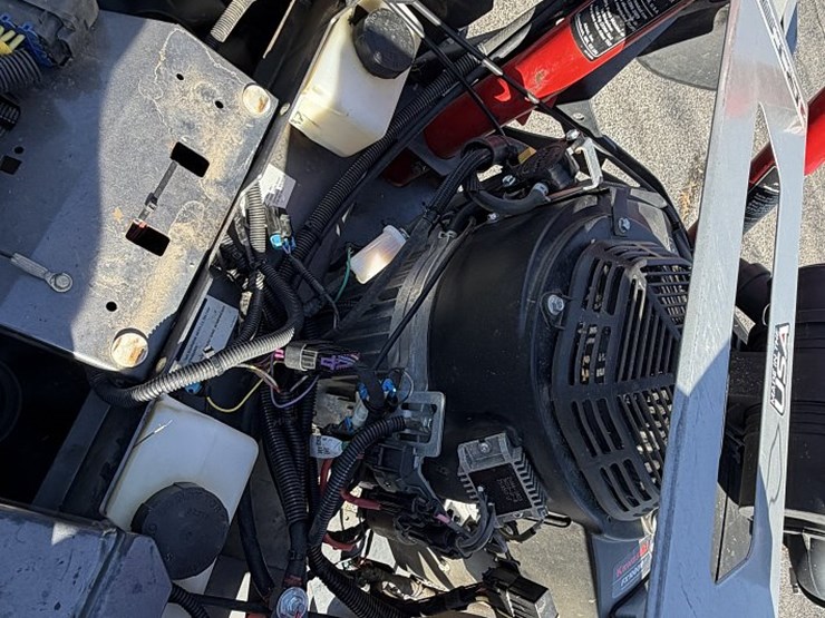 2022-altoz-trx766i-zero-turn-mower-66"-deck-image-29