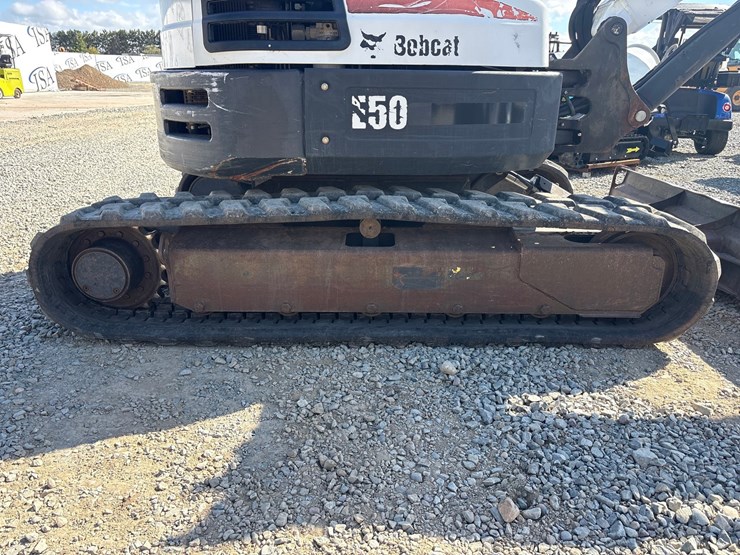 bobcat-e50-image-78