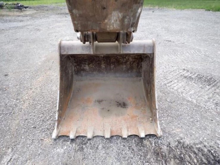 2017-caterpillar-315fl-image-21