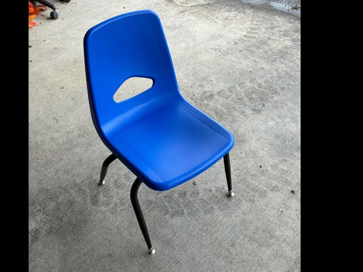 #100-•-(5)-chairs-image-1