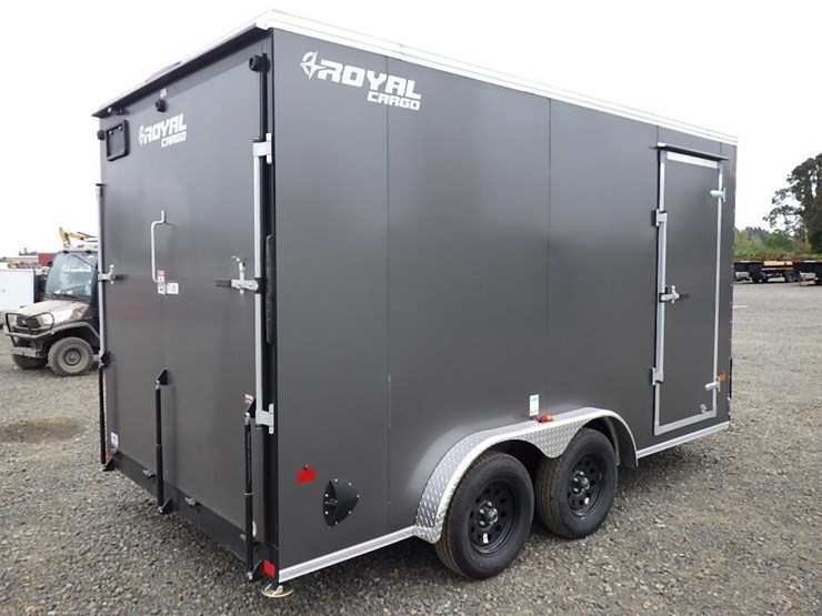 2027-royal-lcht35-7.516v-86-t/a-enclosed-trailer-image-5