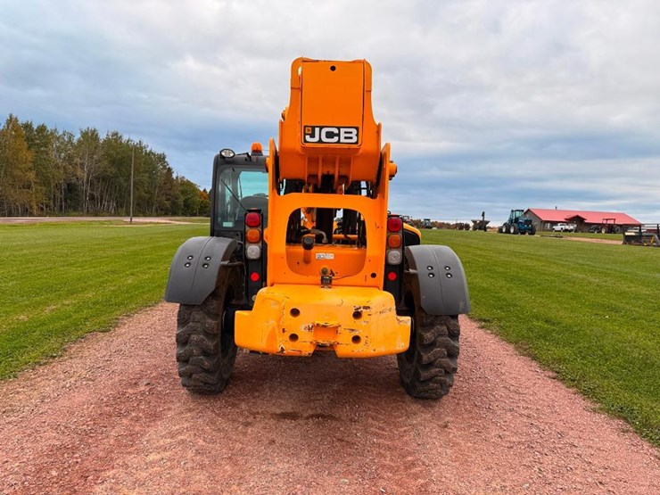 2018-jcb-512-56-image-5