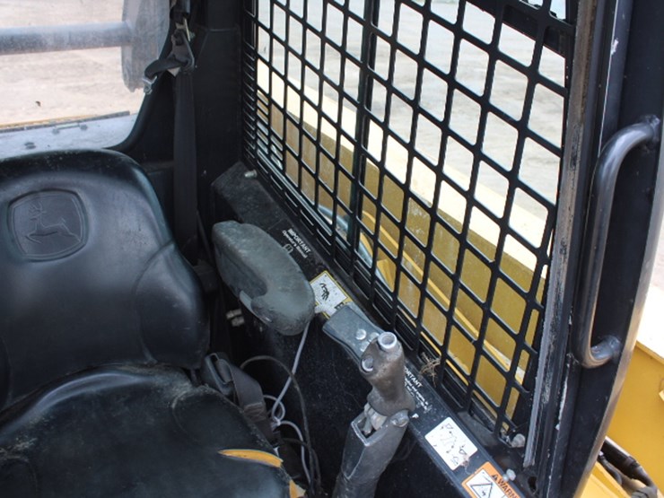 john-deere-260-image-31