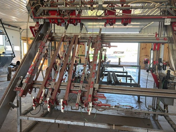 #126-•-2019-woodpecker-jr-pallet-nailer-image-8