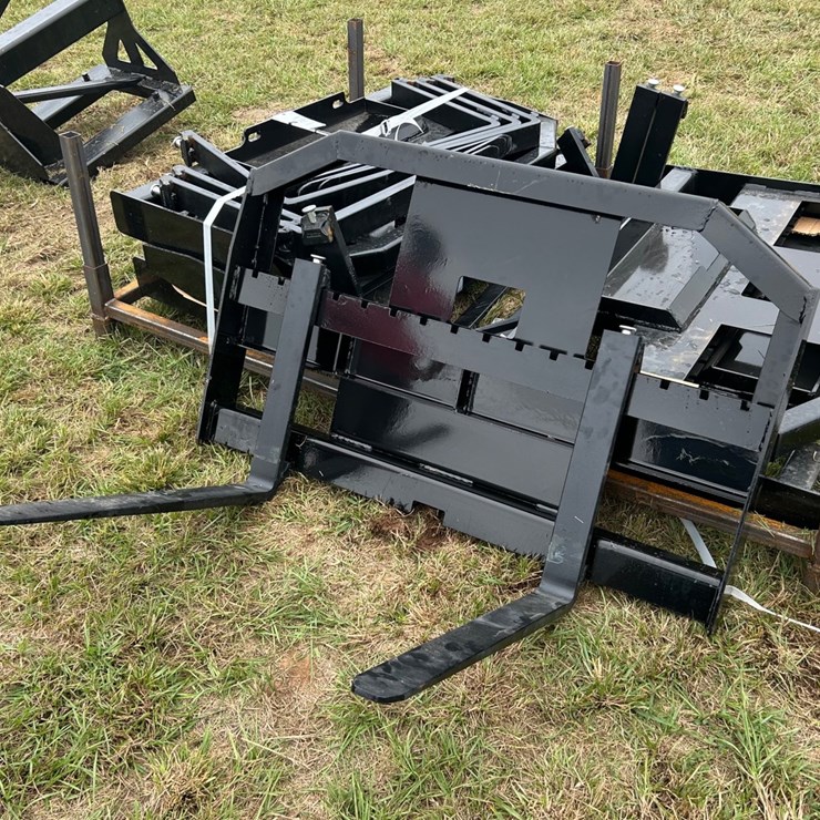 #134 • Skid Steer Ding Fork