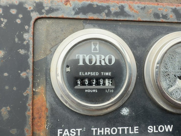 toro-groundsmaster-325d-image-16