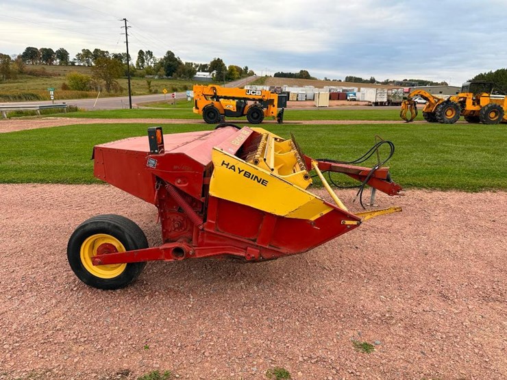new-holland-1465-image-2
