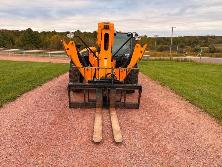 2018-jcb-512-56-image-2