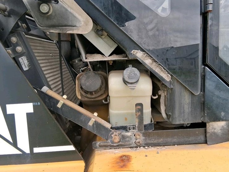 2002-caterpillar-906-image-30