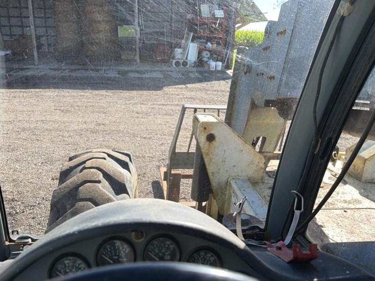 2004-terex-th644c-image-43