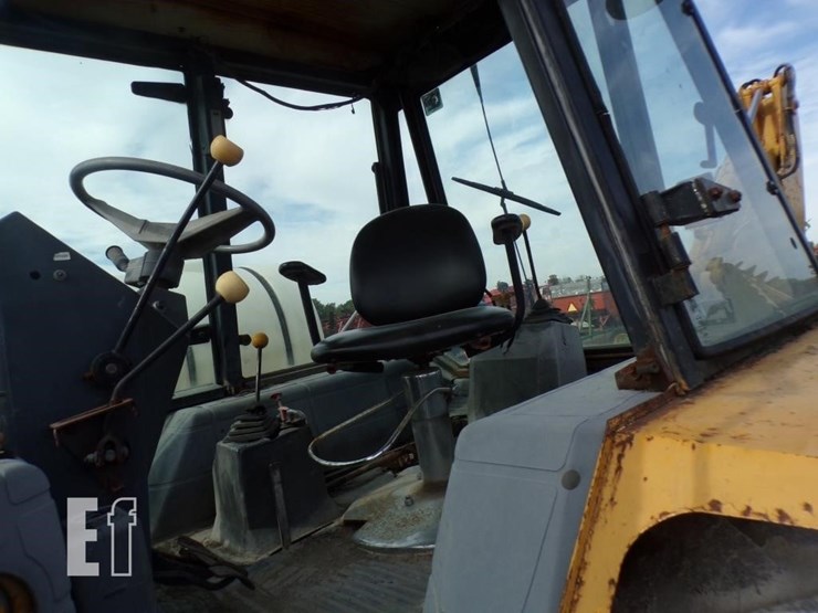1986-jcb-1550-image-12