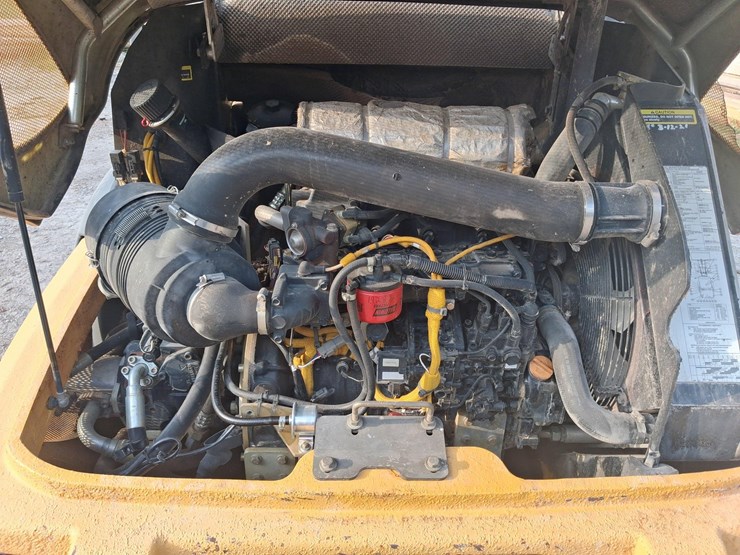 2015-deere-204k-image-7