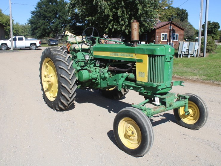 john-deere-520-image-6